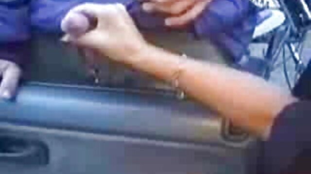 La plus mignonne ébène suce video nudiste porno profondément sa bite pour se faire ligoter et baiser