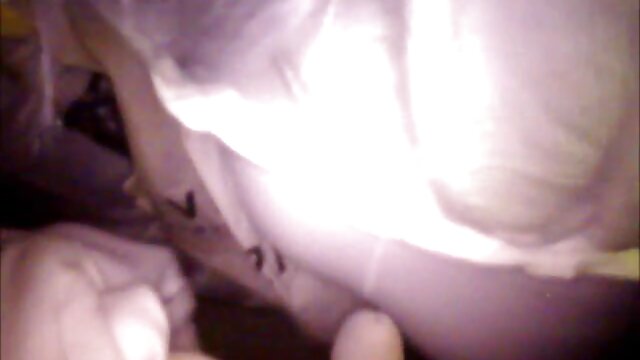 Mme Cleo vs Hershey Rae partie sexe video naturiste 5