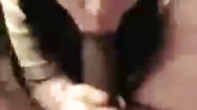 Jeune bimbo video sexe nudiste