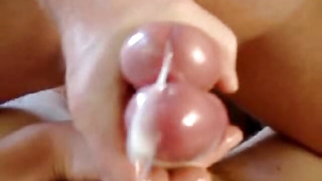 Idéal mère mature porno naturistes baise sa belle amie MILF