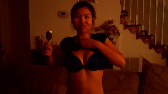 Mandrix Productions - Katheerine5 folle de sexe a la plage nudiste sperme