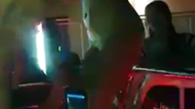 Elle adore plage nue sexe son bâton de viande dur.mp4
