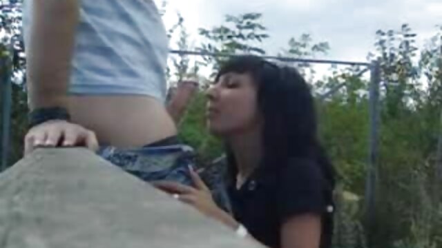 Les contes tabous de tante Paris parties 1 et 2 video plage naturiste sexe